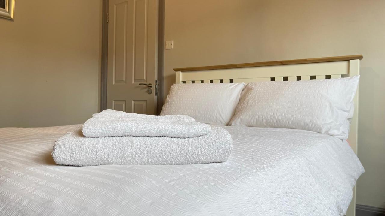 Spacious Double Room With Private Bathroom In Quiet Area Only 20 Min To Central London Streatham Vale Екстериор снимка