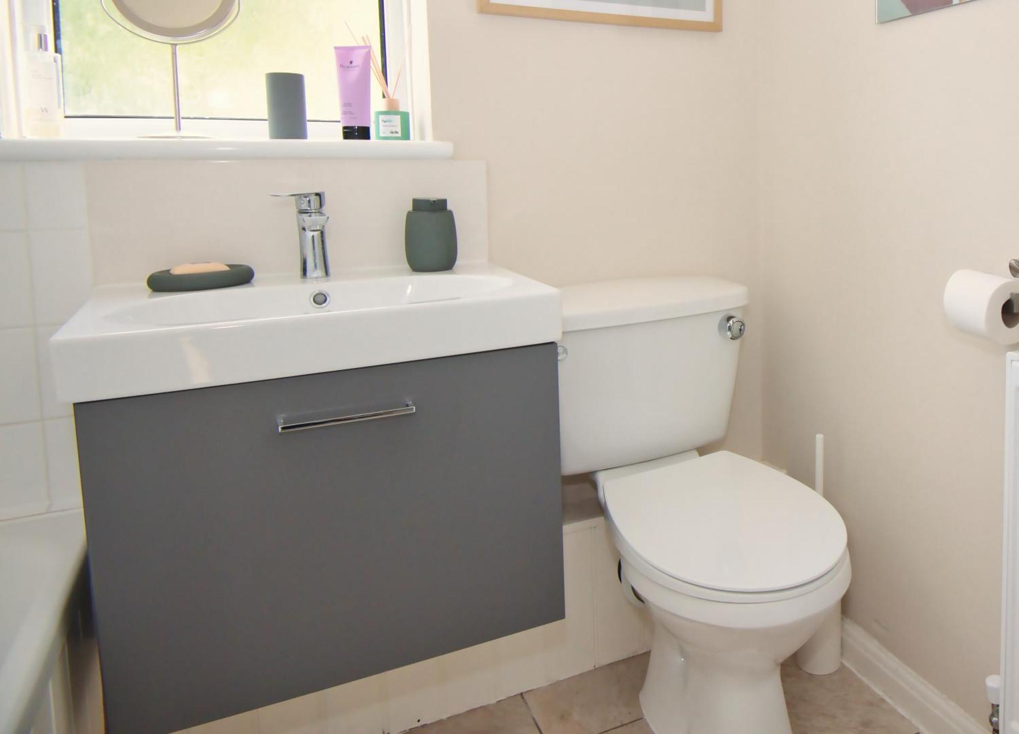 Spacious Double Room With Private Bathroom In Quiet Area Only 20 Min To Central London Streatham Vale Екстериор снимка